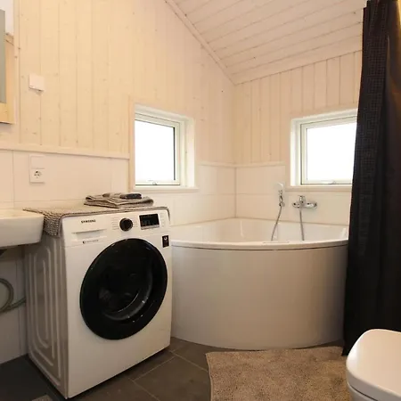 Larsson Mit Sauna Am See, Сasa de vacaciones