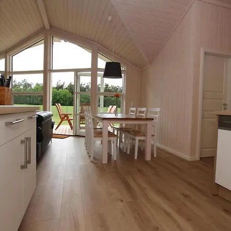 Larsson Mit Sauna Am See, *